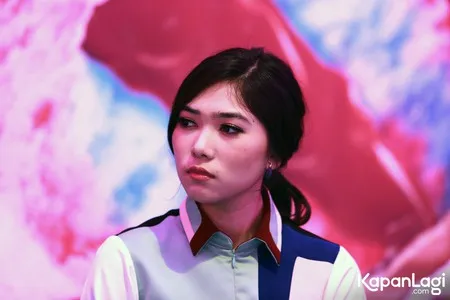 Foto Isyana Sarasvati