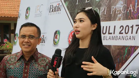 Foto Isyana Sarasvati
