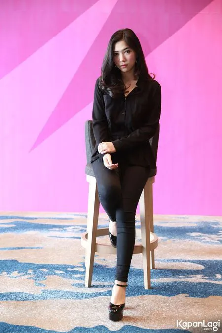 Foto Isyana Sarasvati