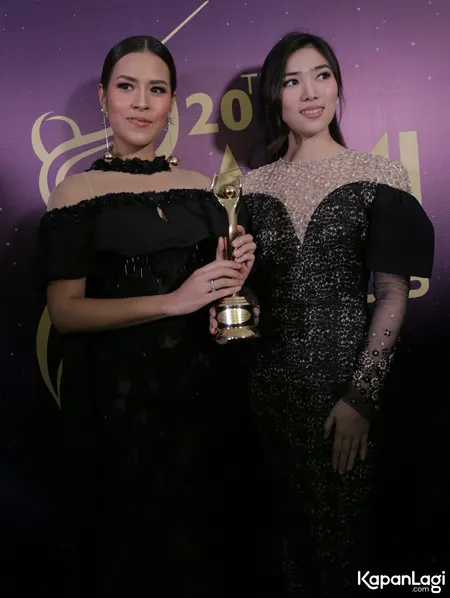 Foto Isyana Sarasvati