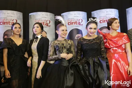 Foto Isyana Sarasvati