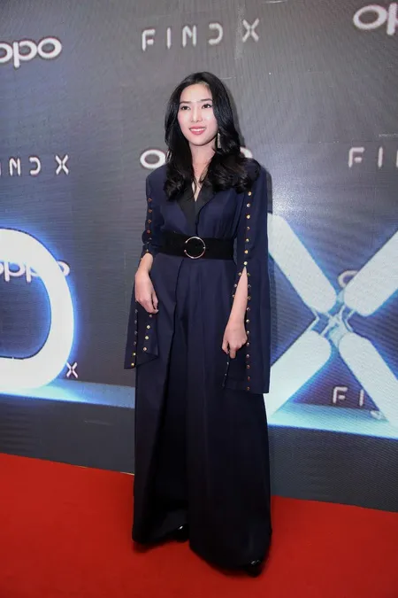 Foto Isyana Sarasvati