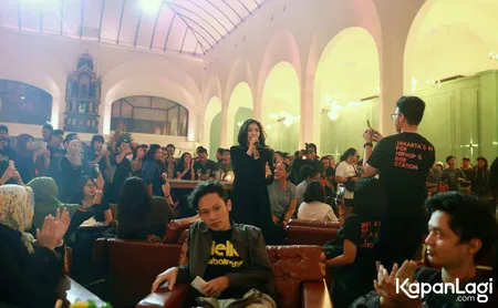 Foto Isyana Sarasvati