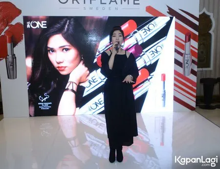 Foto Isyana Sarasvati