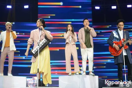 Foto Isyana Sarasvati