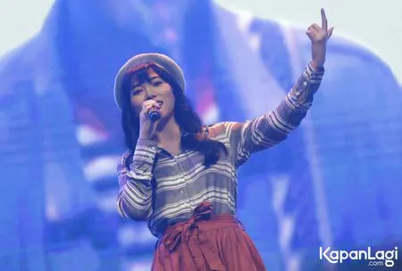 Foto Isyana Sarasvati