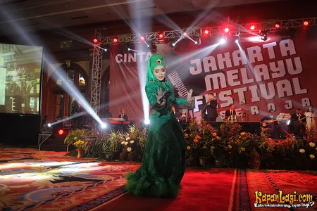 Foto Iyeth Bustami