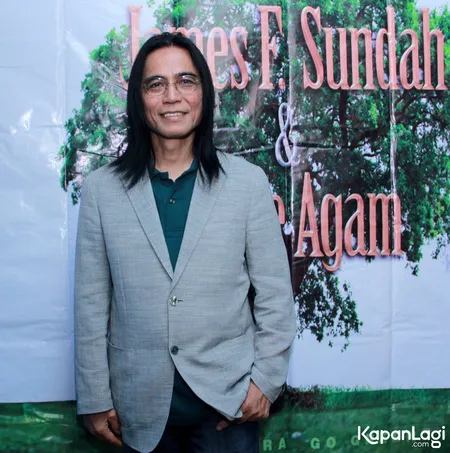 Foto James F Sundah