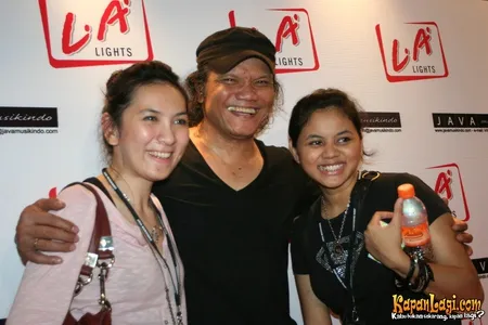 Foto Jennifer Arnelita