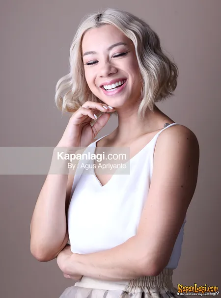 Foto Jennifer Bachdim. Nomor Foto: 281