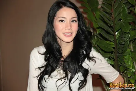 Foto Jill Gladys. Nomor Foto: 155