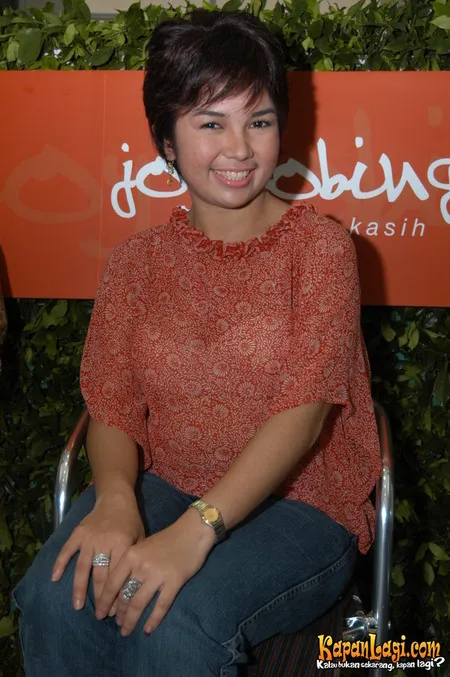 Foto Joy Tobing
