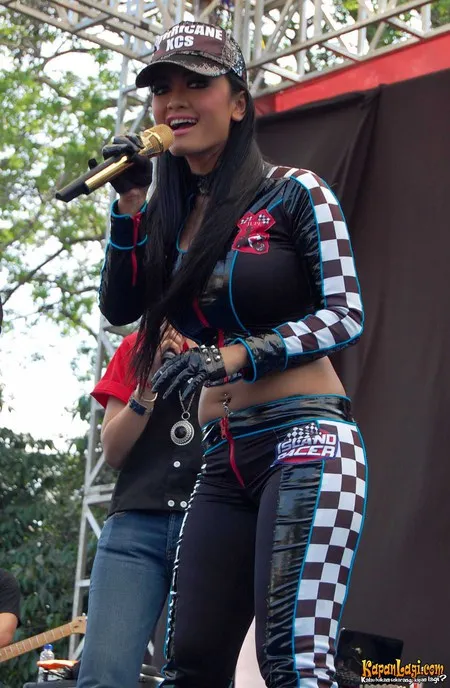 Foto Julia Perez