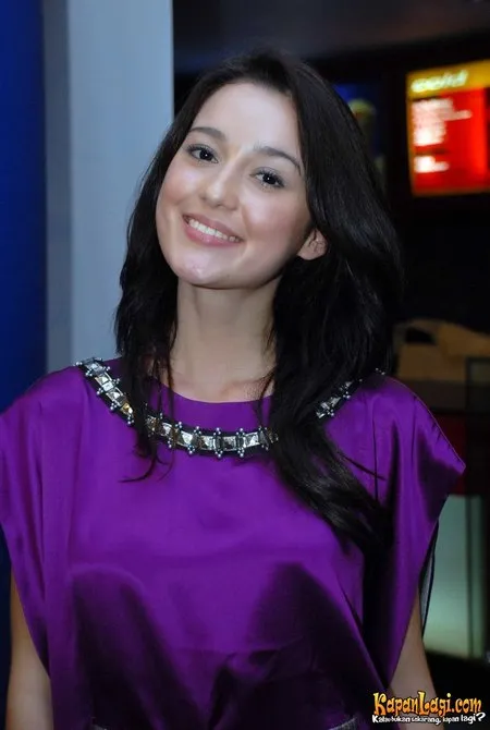 Foto Julie Estelle