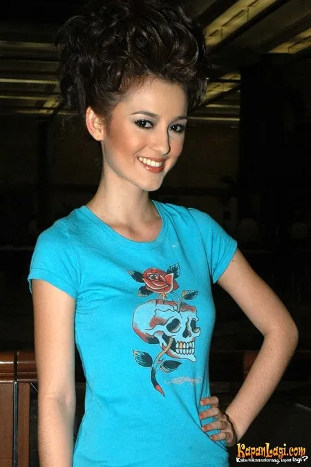 Foto Julie Estelle