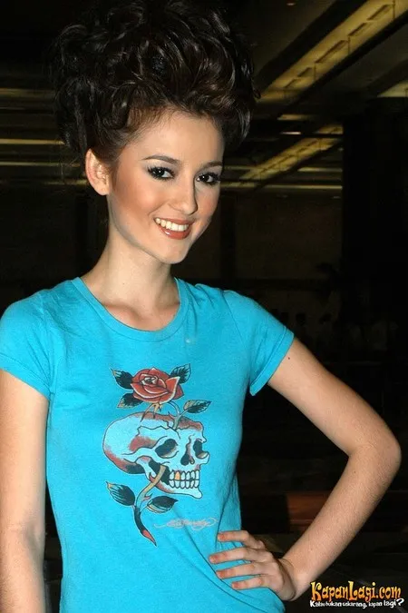 Foto Julie Estelle