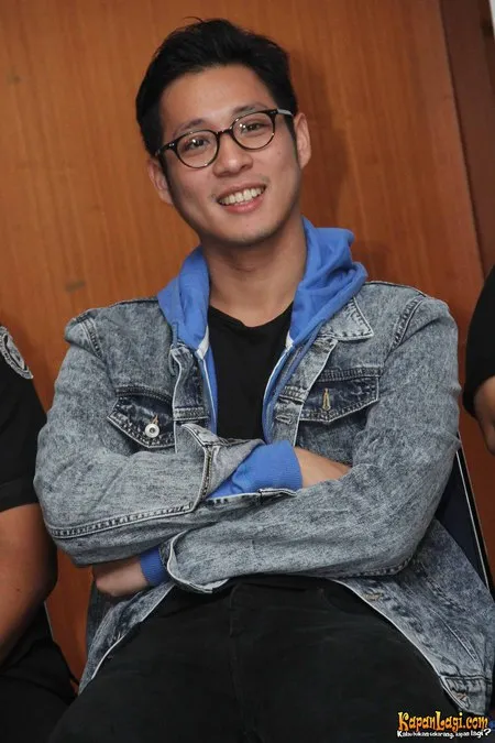 Foto Junior Liem