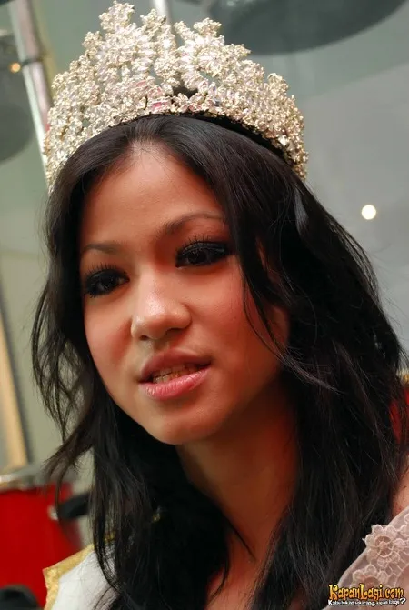 Foto Karenina Sunny Halim