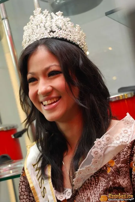 Foto Karenina Sunny Halim