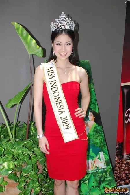 Foto Karenina Sunny Halim