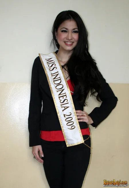 Foto Karenina Sunny Halim