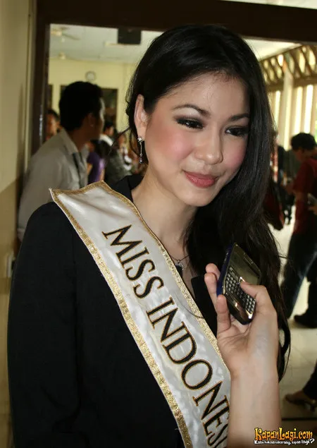 Foto Karenina Sunny Halim