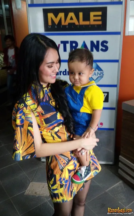 Foto Kartika Putri