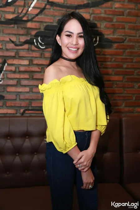 Foto Kartika Putri