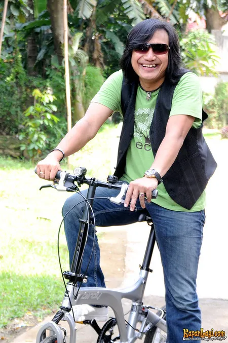 Foto Katon Bagaskara