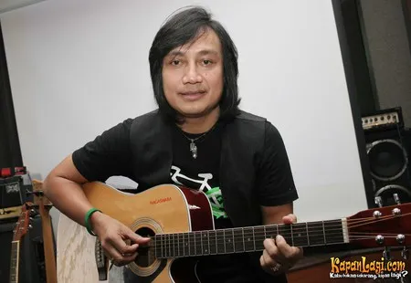 Foto Katon Bagaskara