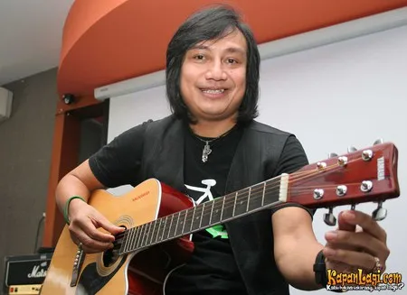 Foto Katon Bagaskara