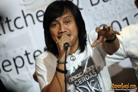 Foto Katon Bagaskara