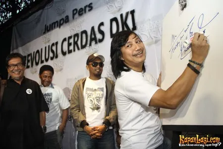 Foto Katon Bagaskara