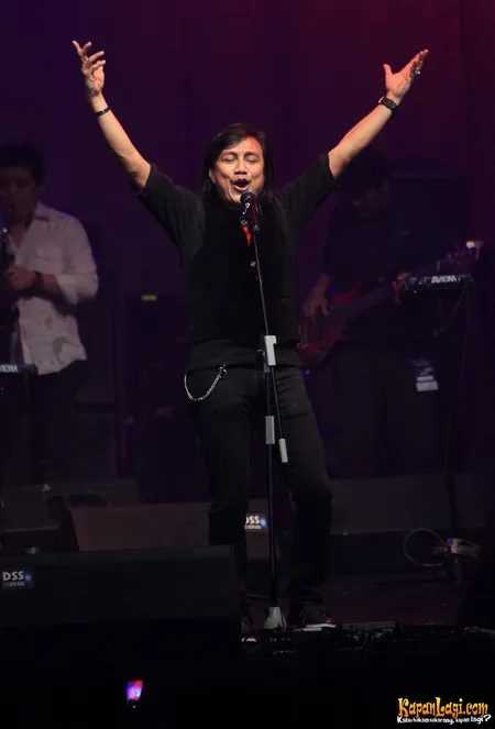 Foto Katon Bagaskara