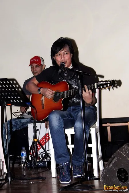 Foto Katon Bagaskara