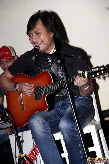 Foto Katon Bagaskara