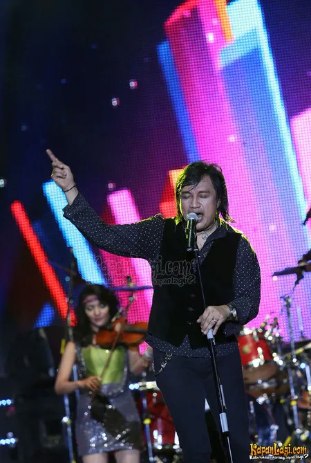 Foto Katon Bagaskara