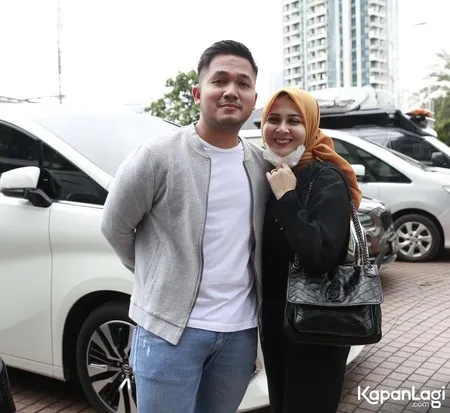 Foto Kesha Ratuliu