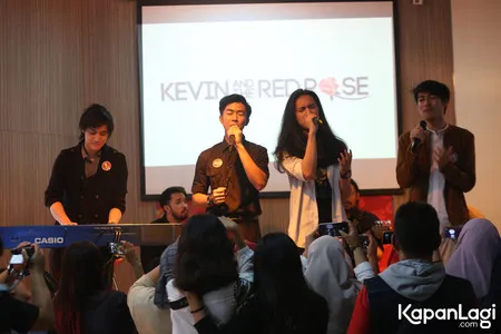 Foto Kevin The Red Rose