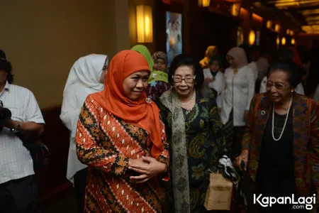 Foto Khofifah Indar Parawansa