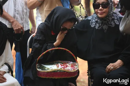 Foto Kiki Amalia
