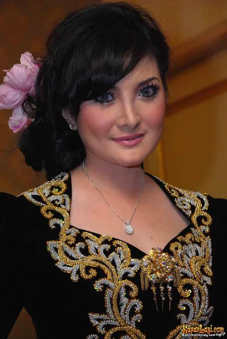 Foto Kiki Amalia