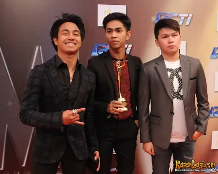 Foto Killing Me Inside