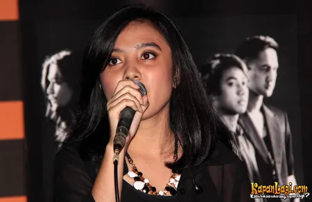 Foto Killing Me Inside