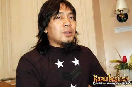 Foto Komeng