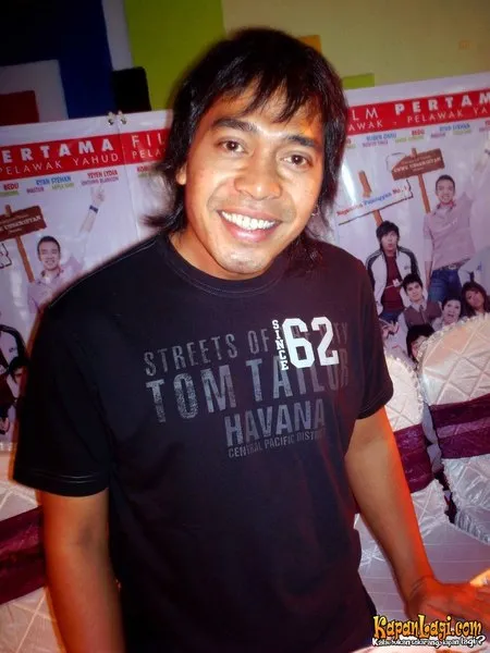 Foto Komeng