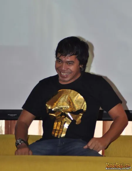 Foto Komeng
