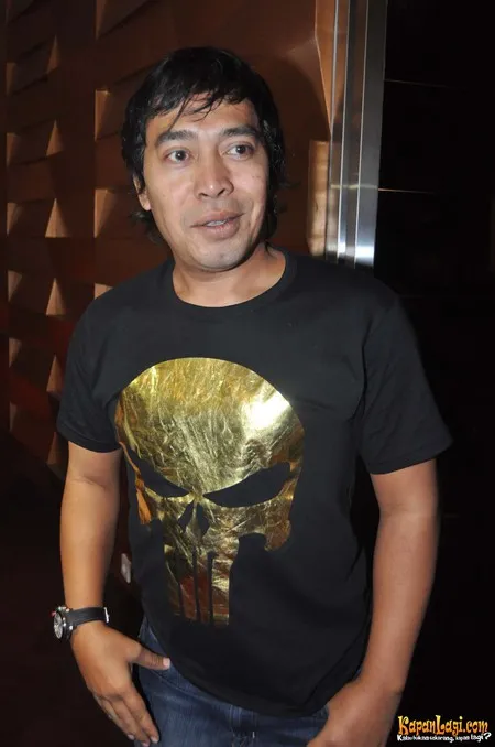 Foto Komeng