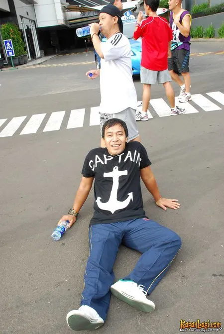 Foto Komeng