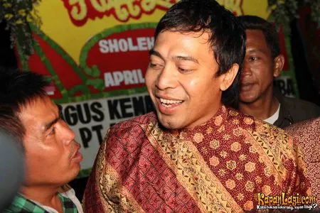 Foto Komeng